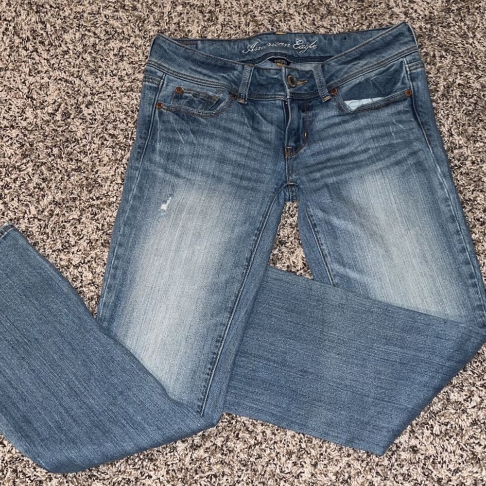 LOW RISE JEANS